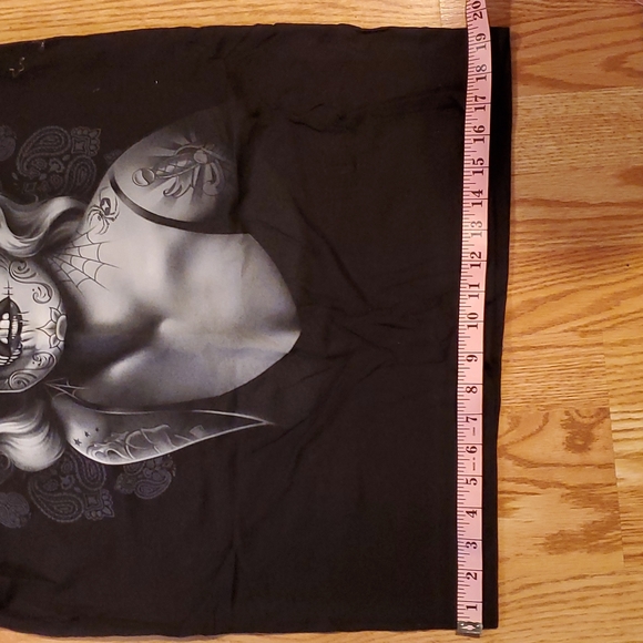 Unique Shirt - Picture 4 of 5